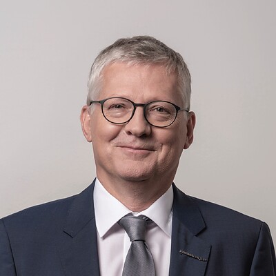 Manfred Hackl, CEO at the EREMA Group